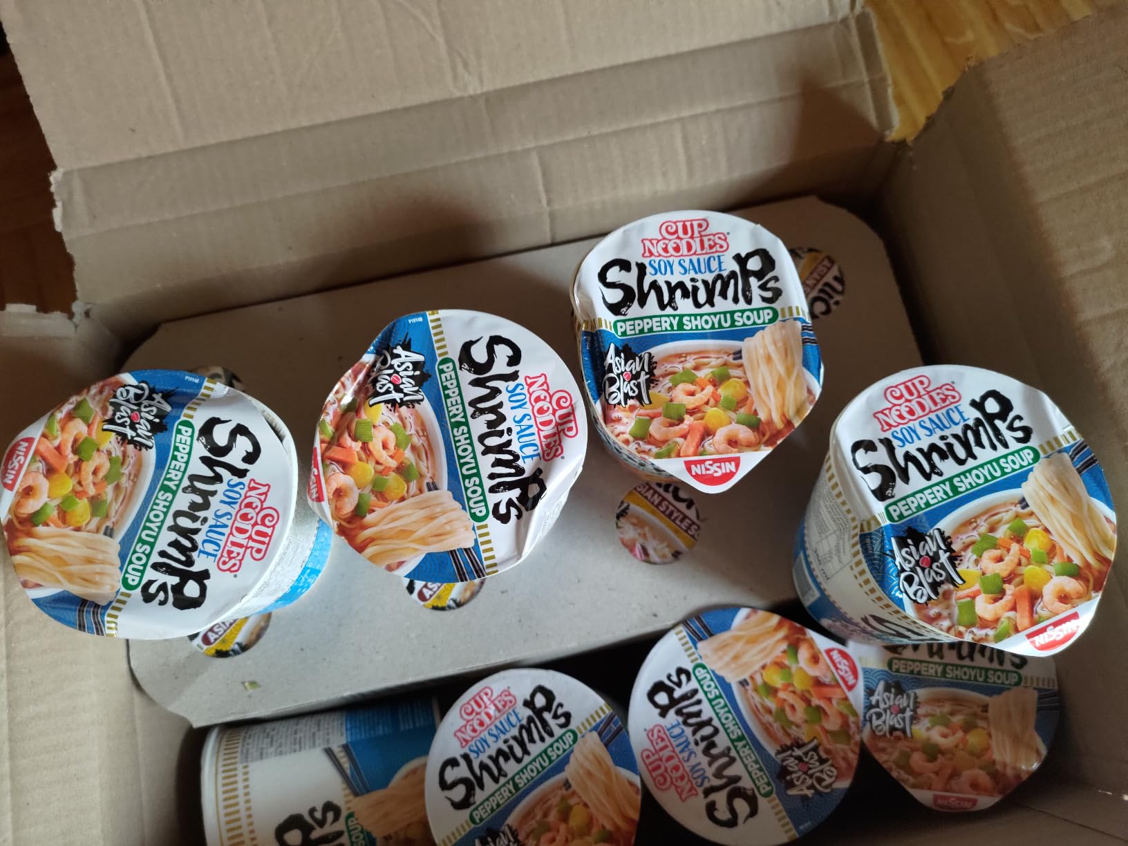 Nissin Cup Noodles Soy Sauce Shrimps 63g Becher