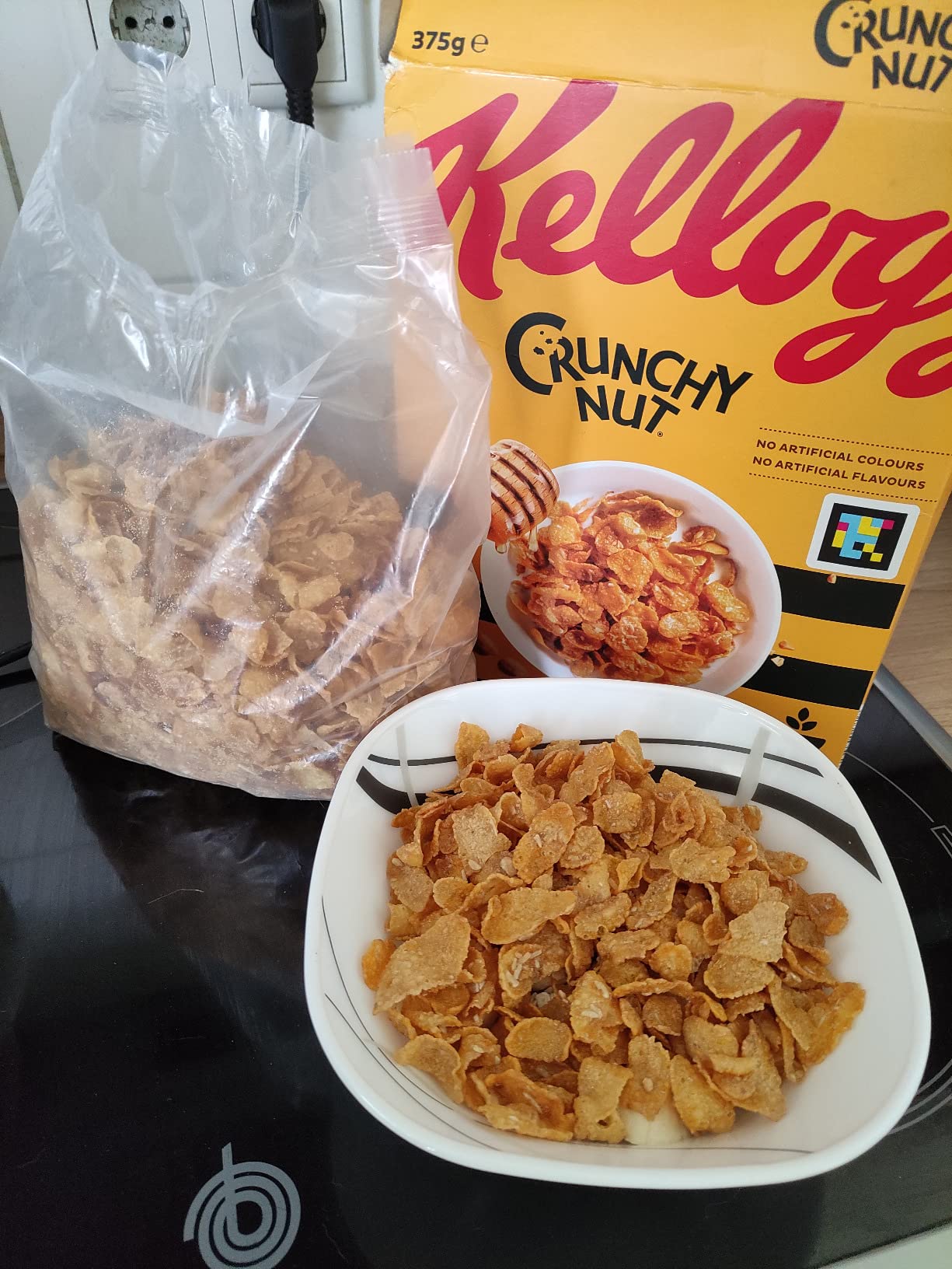 Kellogg's Crunchy Nut Cornflakes Honig-Erdnuss 720g