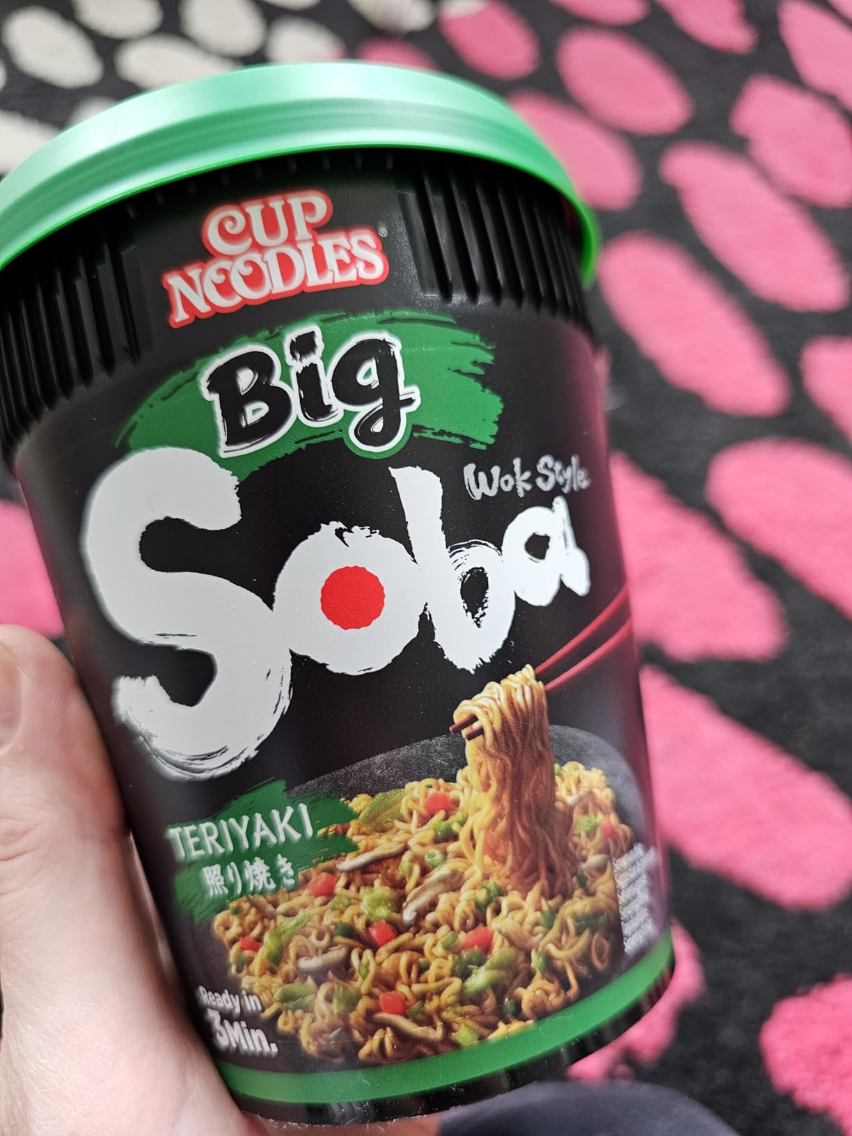 Nissin Cup Noodles Soba BIG Teriyaki Becher 113 g