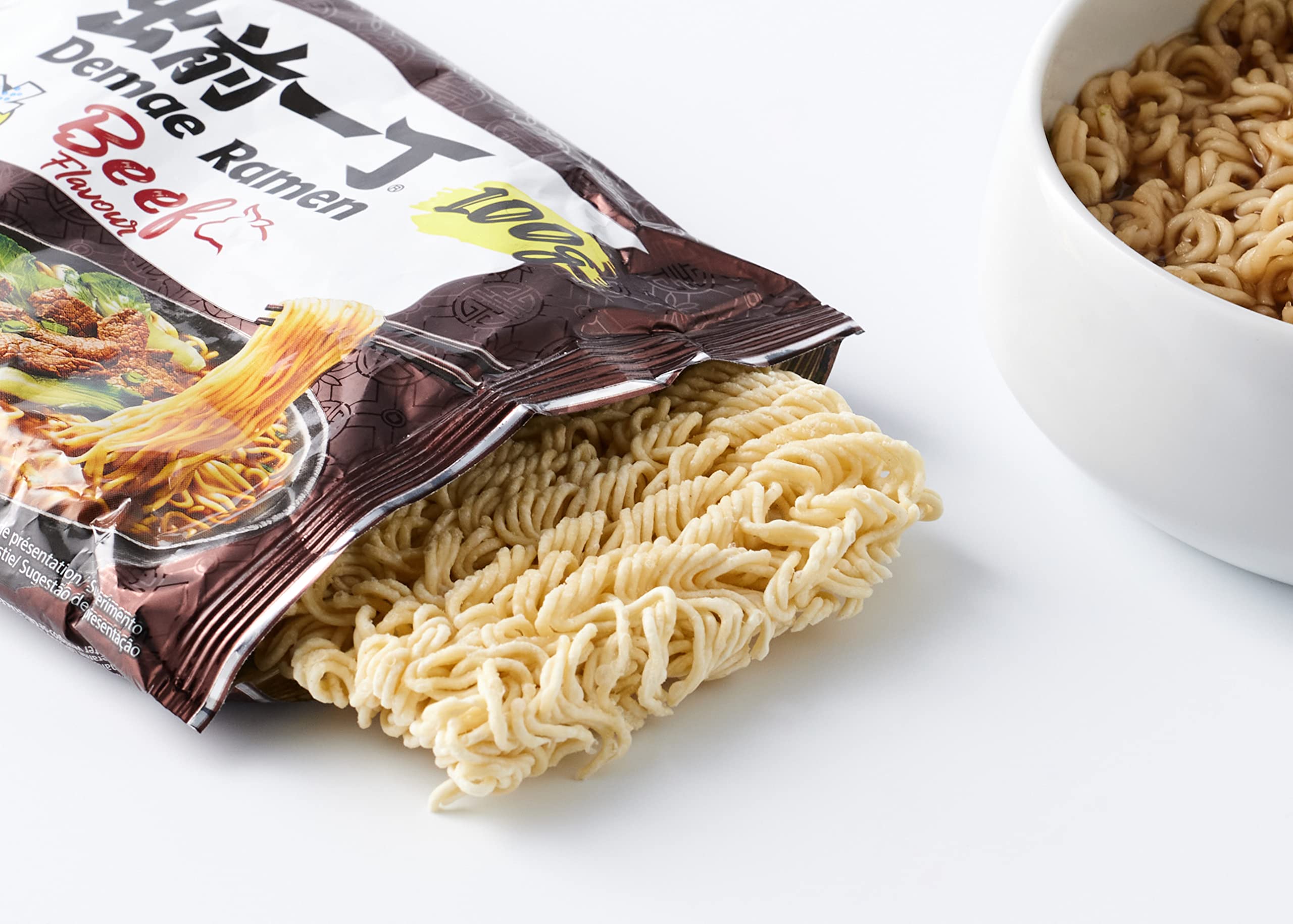 Nissin Demae Ramen Rind Instant-Nudeln 100g kräftig