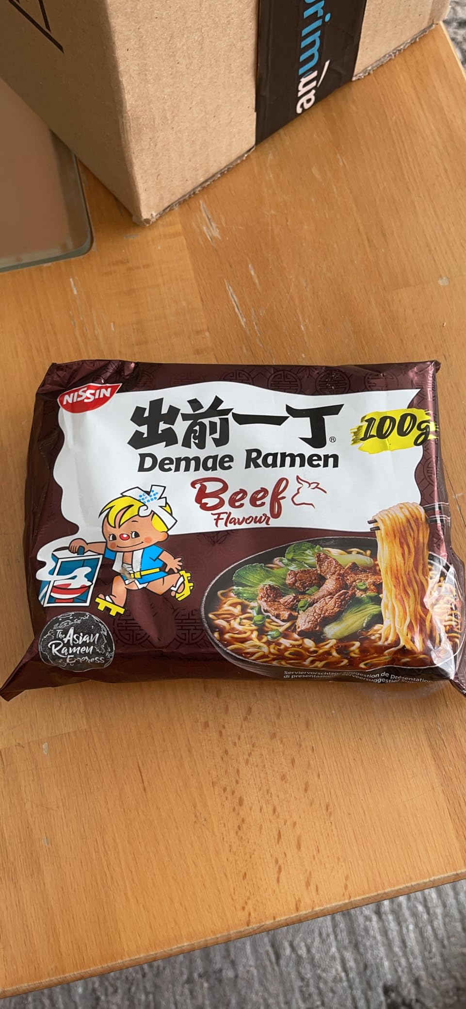 Nissin Demae Ramen Rind Instant-Nudeln 100g kräftig