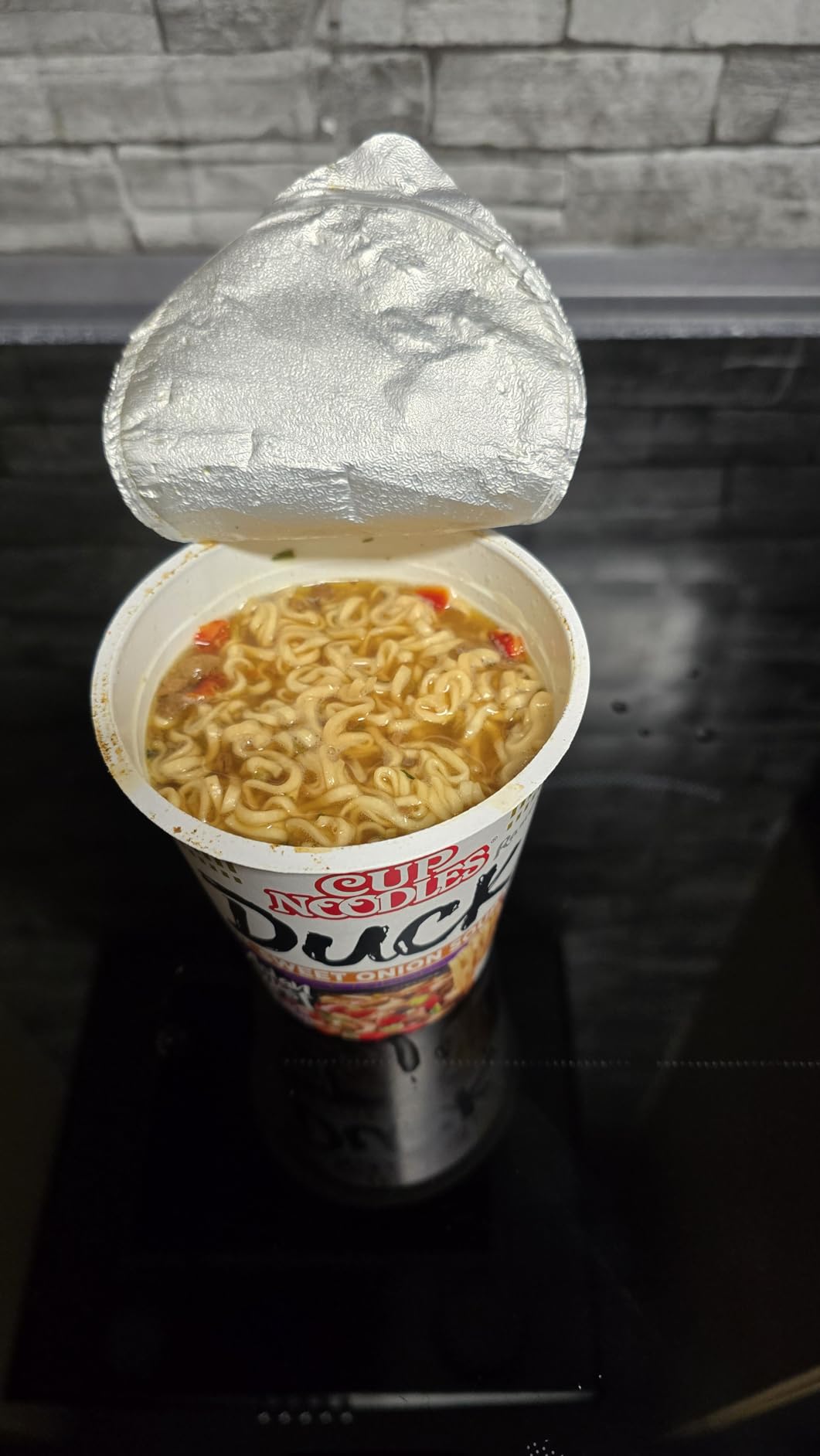 Nissin Cup Noodles Duck Instant-Becher 8x65g Ente