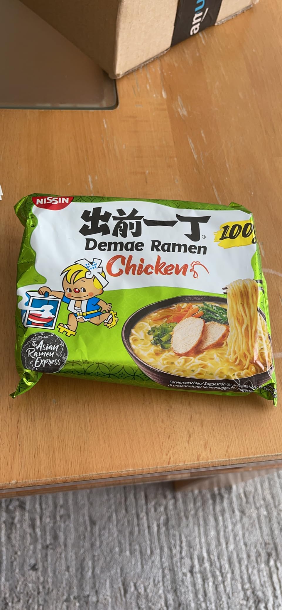Nissin Demae Ramen Huhn Instant-Nudeln 1x100g mit Sesamöl