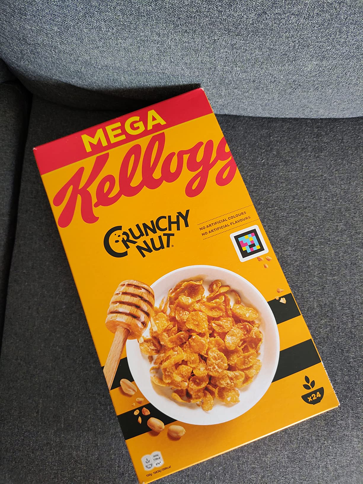 Kellogg's Crunchy Nut Cornflakes Honig-Erdnuss 720g