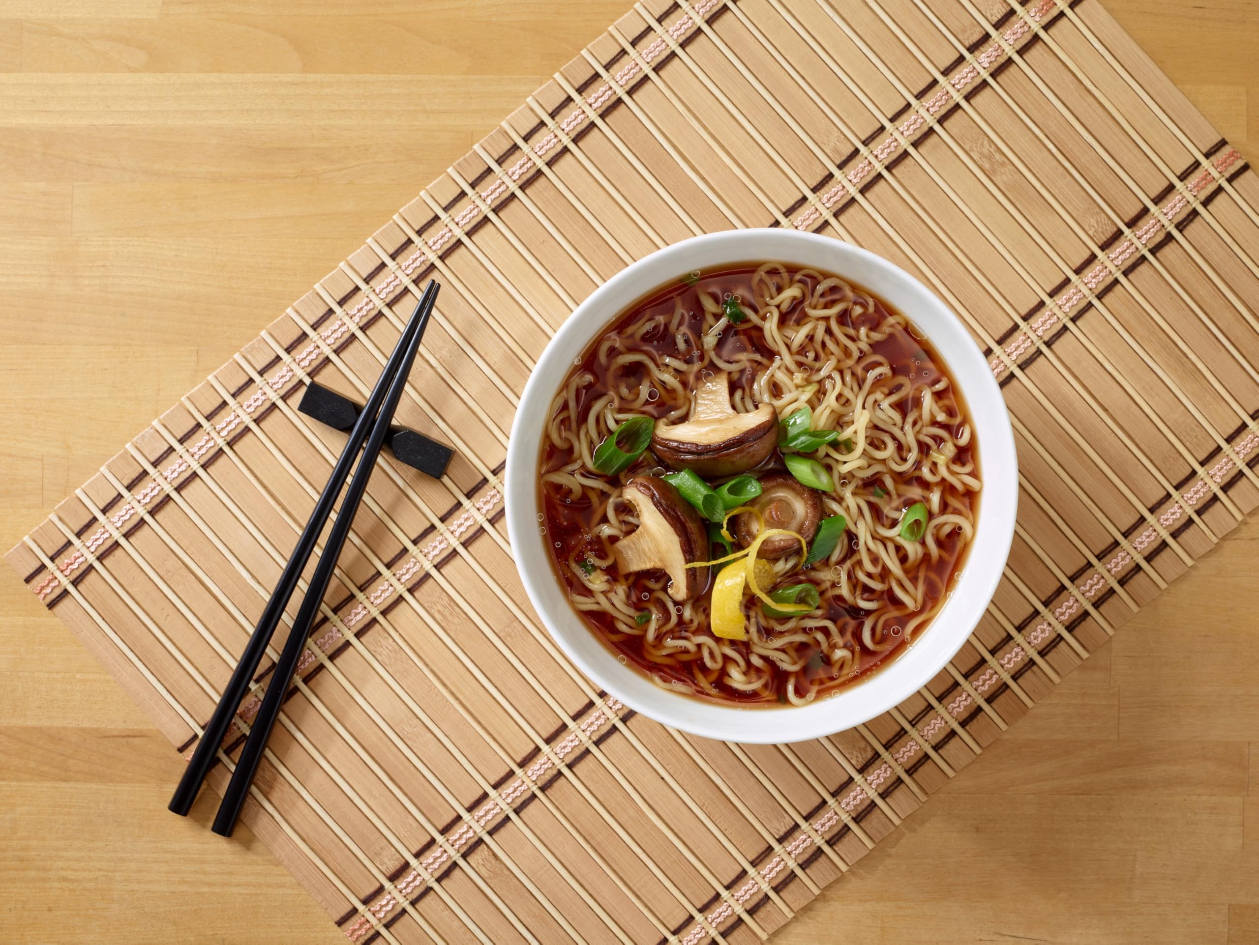 Nissin Ramen Premium Shoyu Yuzu 10x92,7g Sojasauce