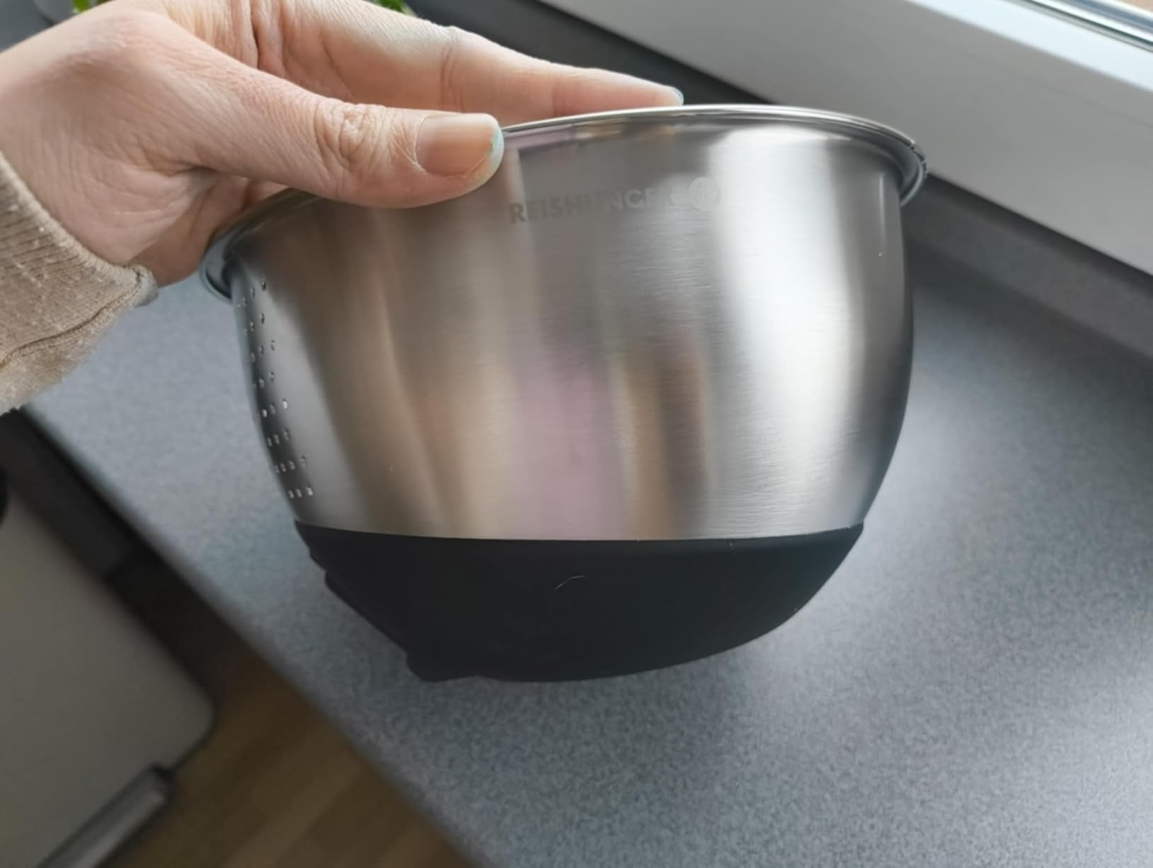 Reishunger Reis Waschschüssel Edelstahl Schwarz 1,8 L Sieb